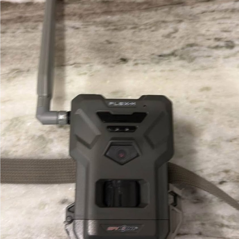 Gray Cellular SpyPointTrail Camera with Antenna